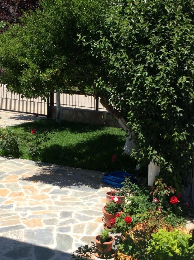 Kardiakafti Village Gastuni Eksteriør billede