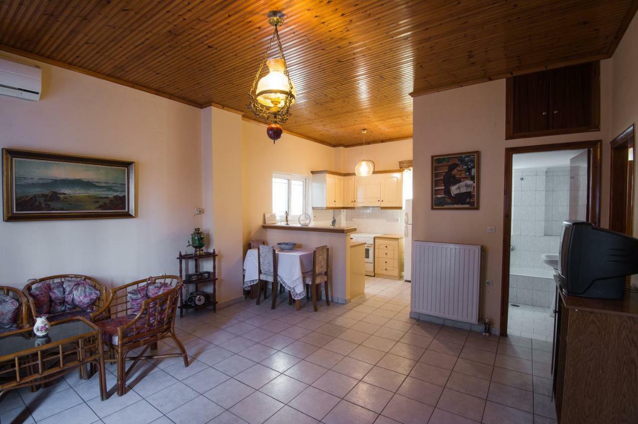 Kardiakafti Village Gastuni Eksteriør billede