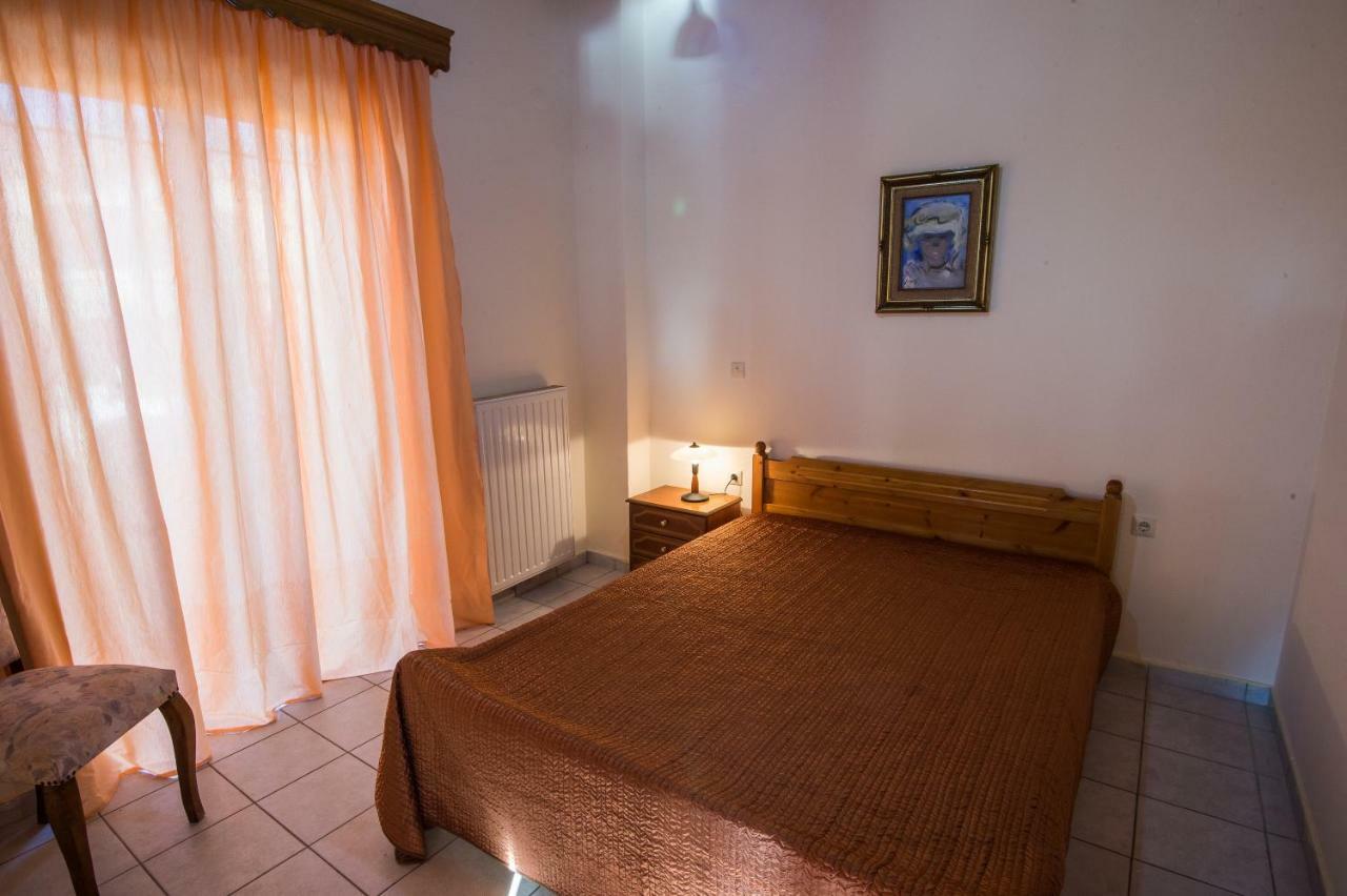 Kardiakafti Village Gastuni Eksteriør billede