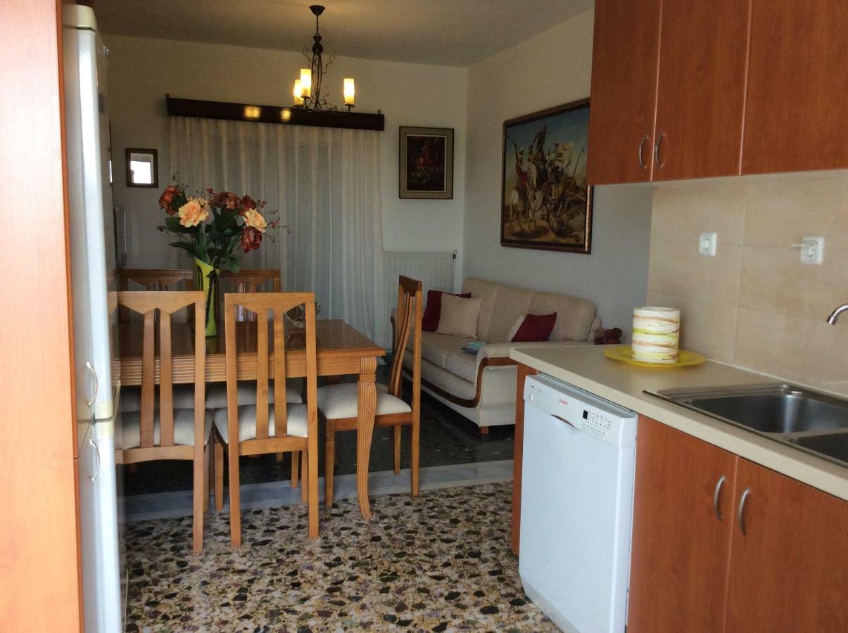 Kardiakafti Village Gastuni Eksteriør billede